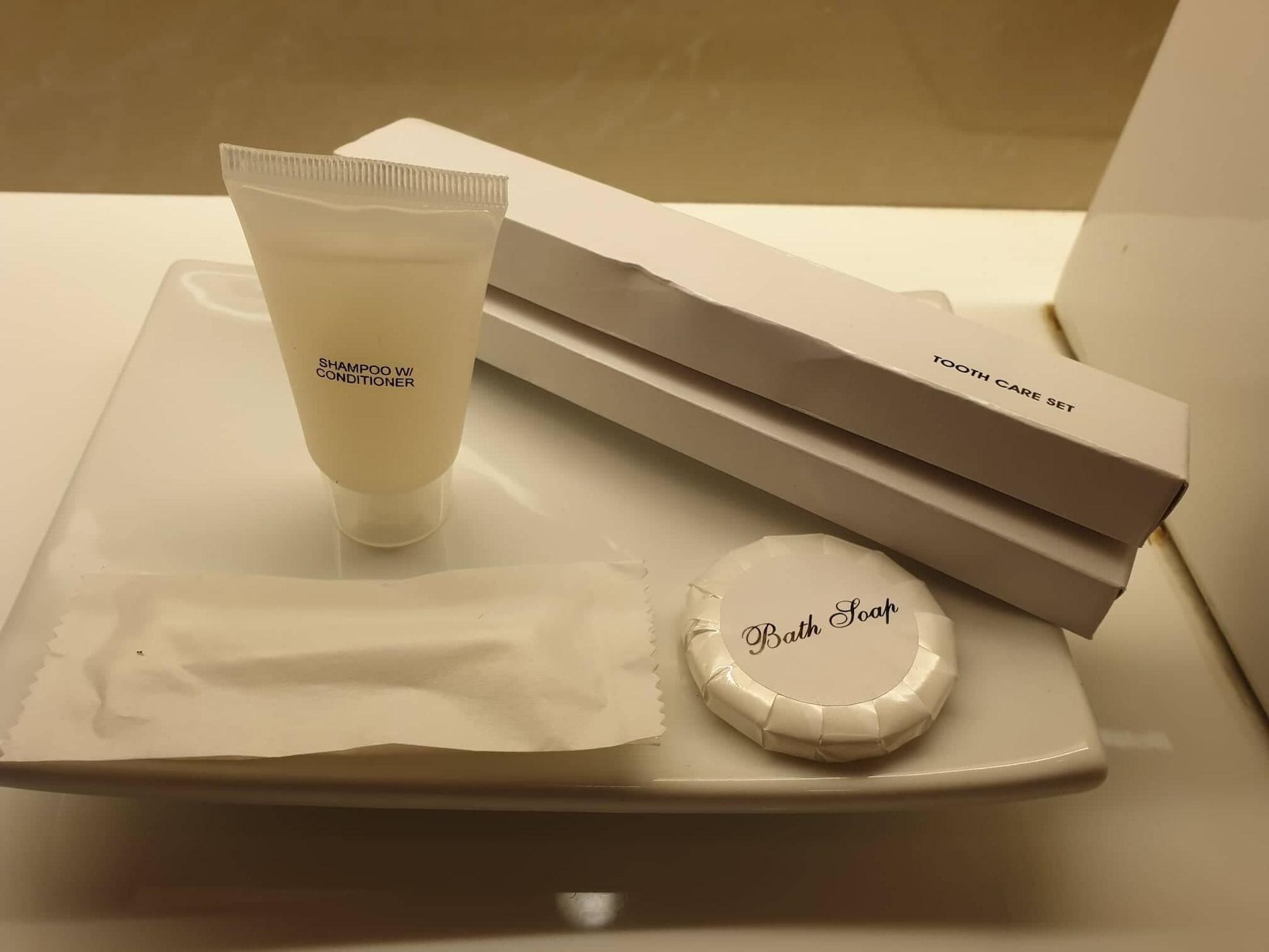 Imperial Palace Suites Quezon City Bagian luar foto