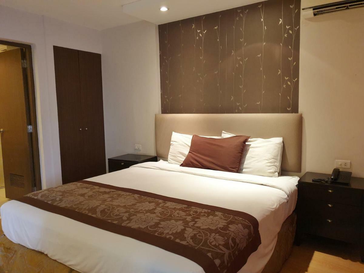 Imperial Palace Suites Quezon City Bagian luar foto